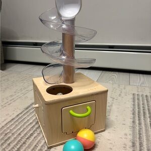 LOVEVERY Slide & Seek Ball Run